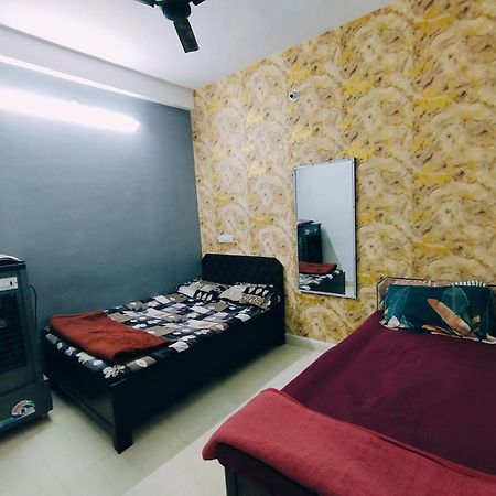 Kalpeshwar Homestay Ujjain Quarto foto